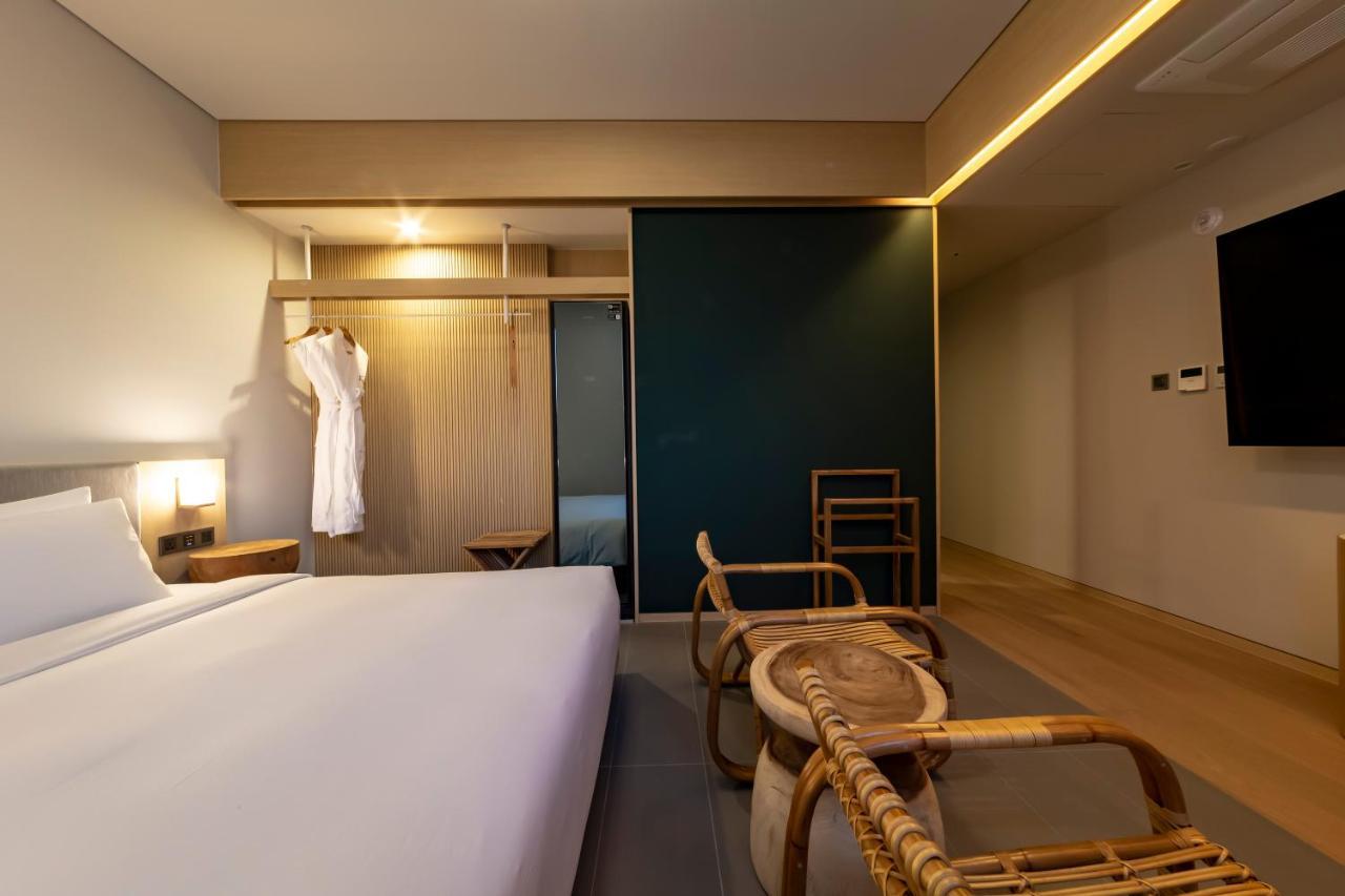 Hound Hotel Haeundae Signature Busan Extérieur photo