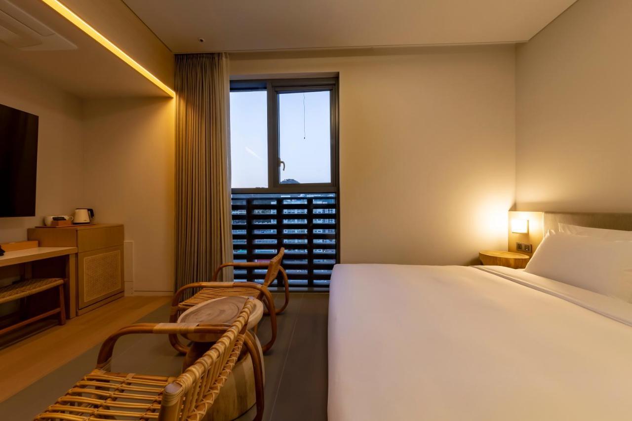 Hound Hotel Haeundae Signature Busan Extérieur photo