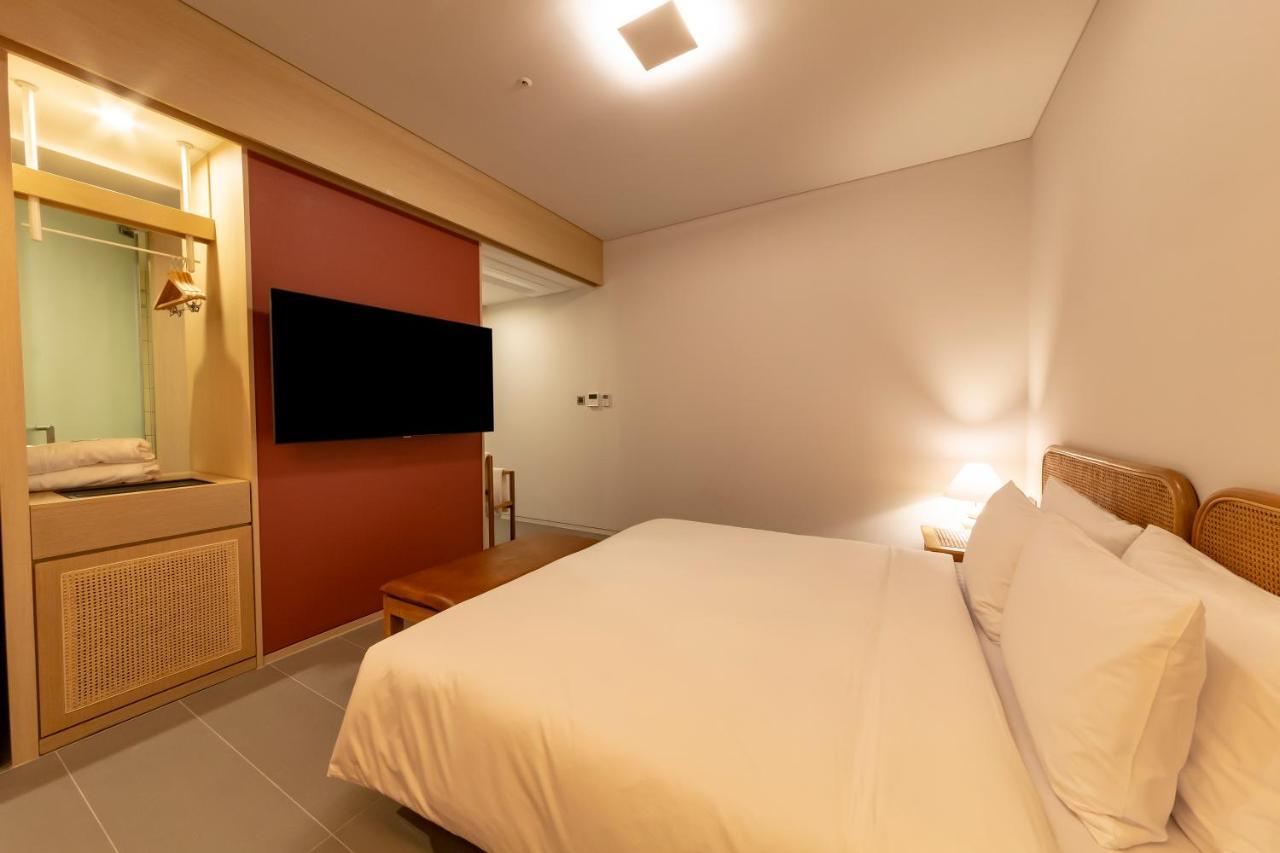 Hound Hotel Haeundae Signature Busan Extérieur photo