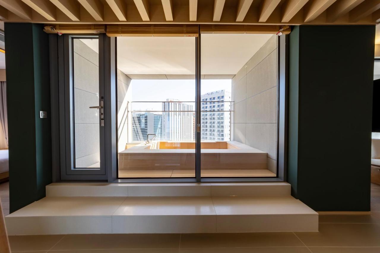 Hound Hotel Haeundae Signature Busan Extérieur photo